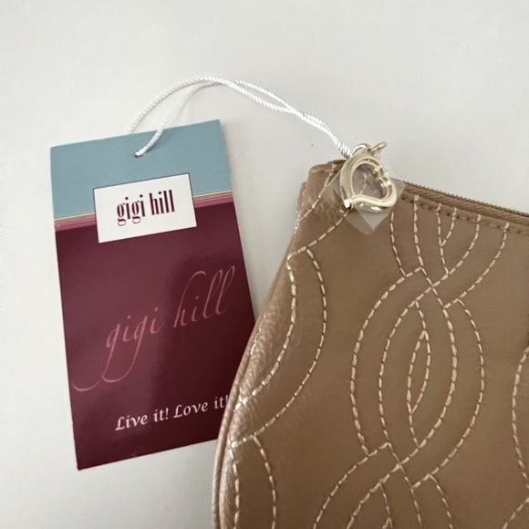 ✨Gigi Hill los angel’s Quilted cosmetics bag✨ - Picture 4 of 7